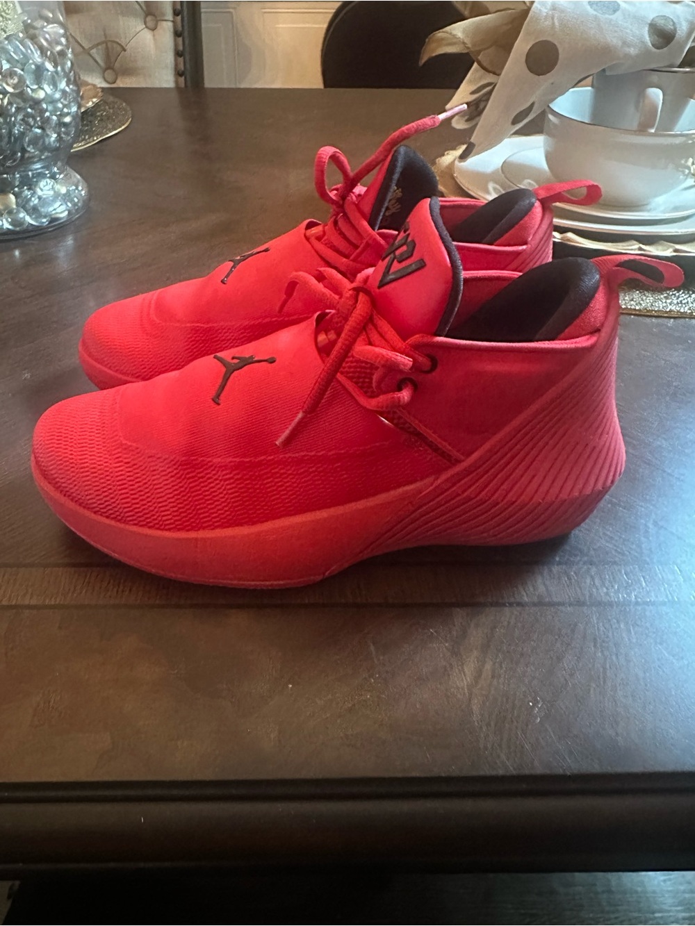 Slightly Worn Men Size7Jordan Red Mid-Top Athletic Sneakers with Black Jumpman
